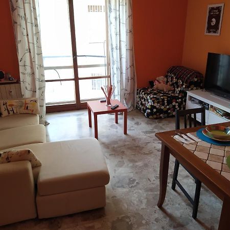 Vesuvio Corner - Spacious And Colorful Apartment In San Giorgio, Very Close To Napoli, Ideal For Families And Groups, Close To Pompeii, Sorrento... San Giorgio a Cremano Ngoại thất bức ảnh