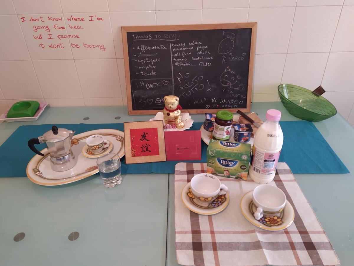 Vesuvio Corner - Spacious And Colorful Apartment In San Giorgio, Very Close To Napoli, Ideal For Families And Groups, Close To Pompeii, Sorrento... San Giorgio a Cremano Ngoại thất bức ảnh